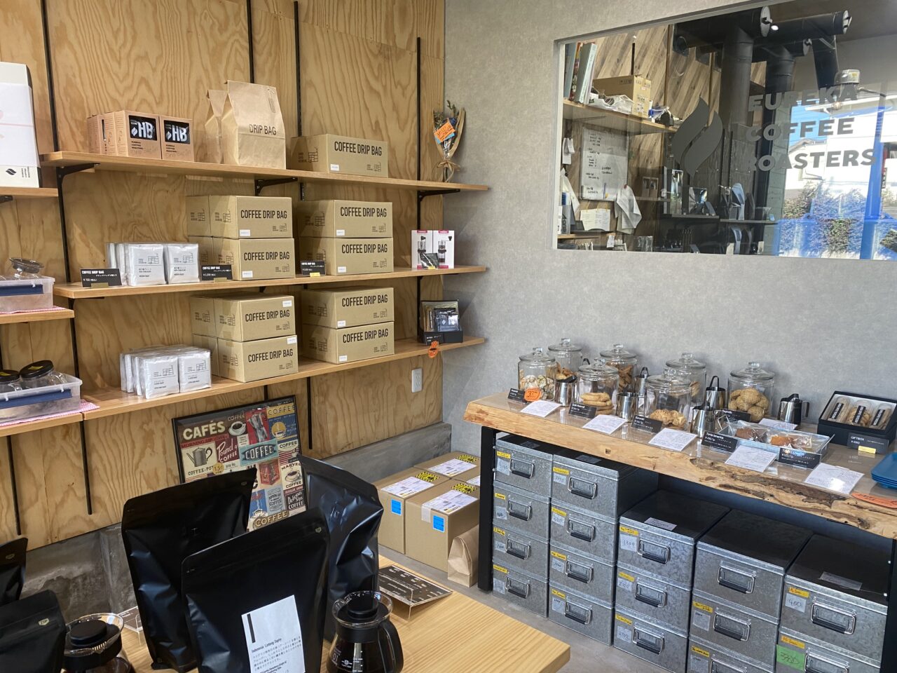 エウレカコーヒーロースターズ店内