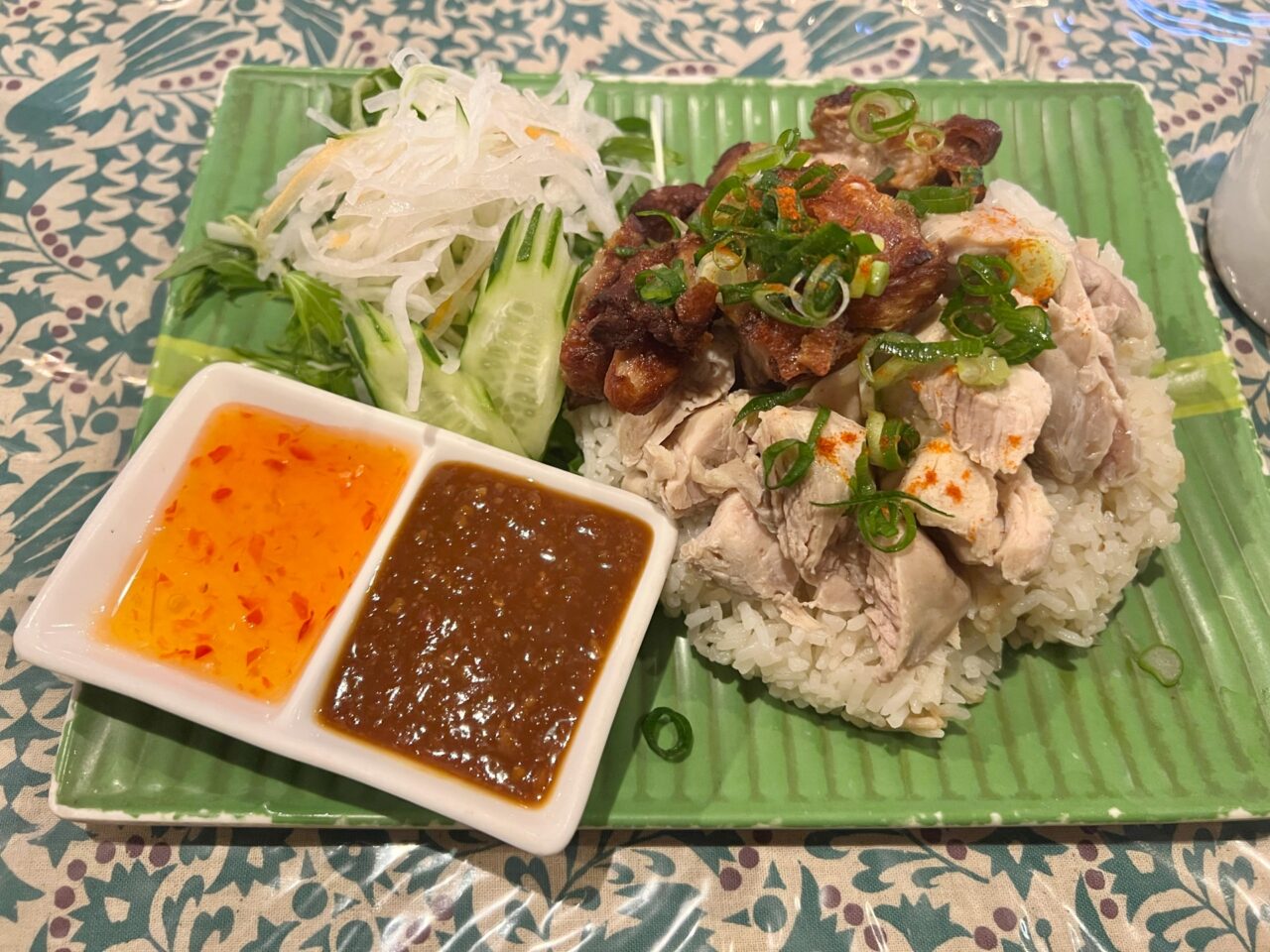 タイ料理カオマンガイ