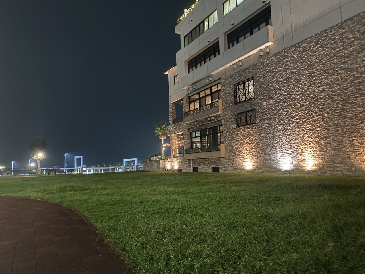 さんばし広場