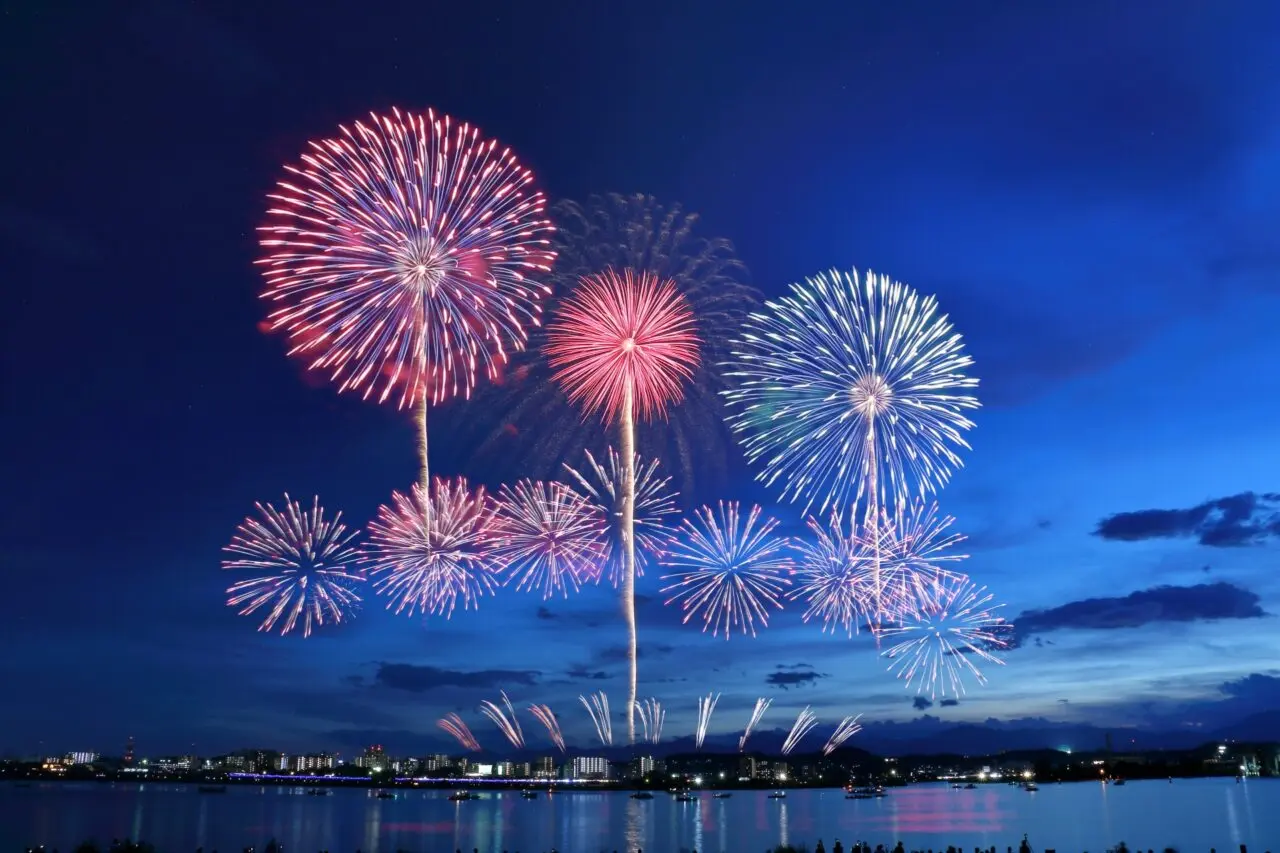 花火　イメージ