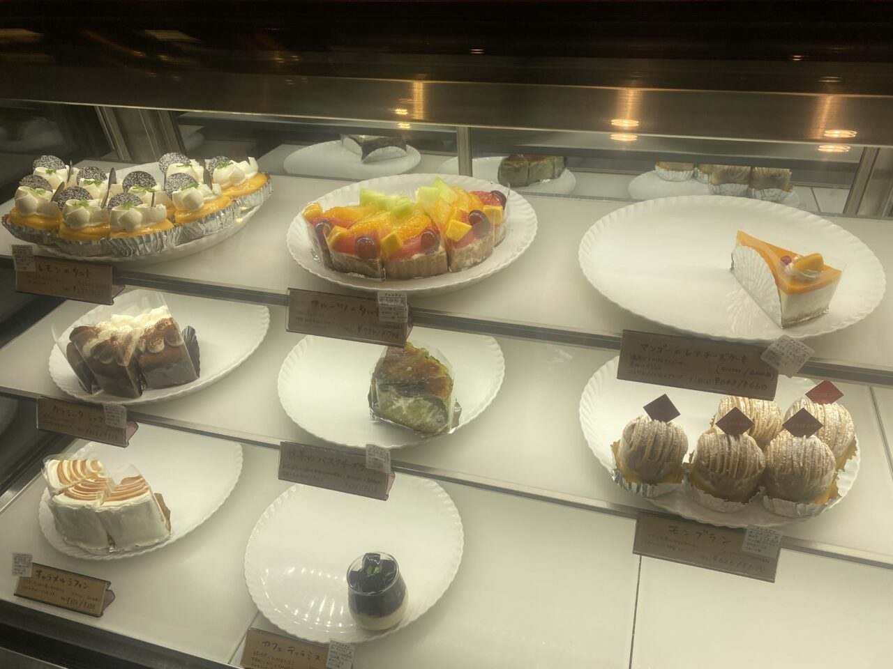 カフェ・ル・グレ　ショーケース